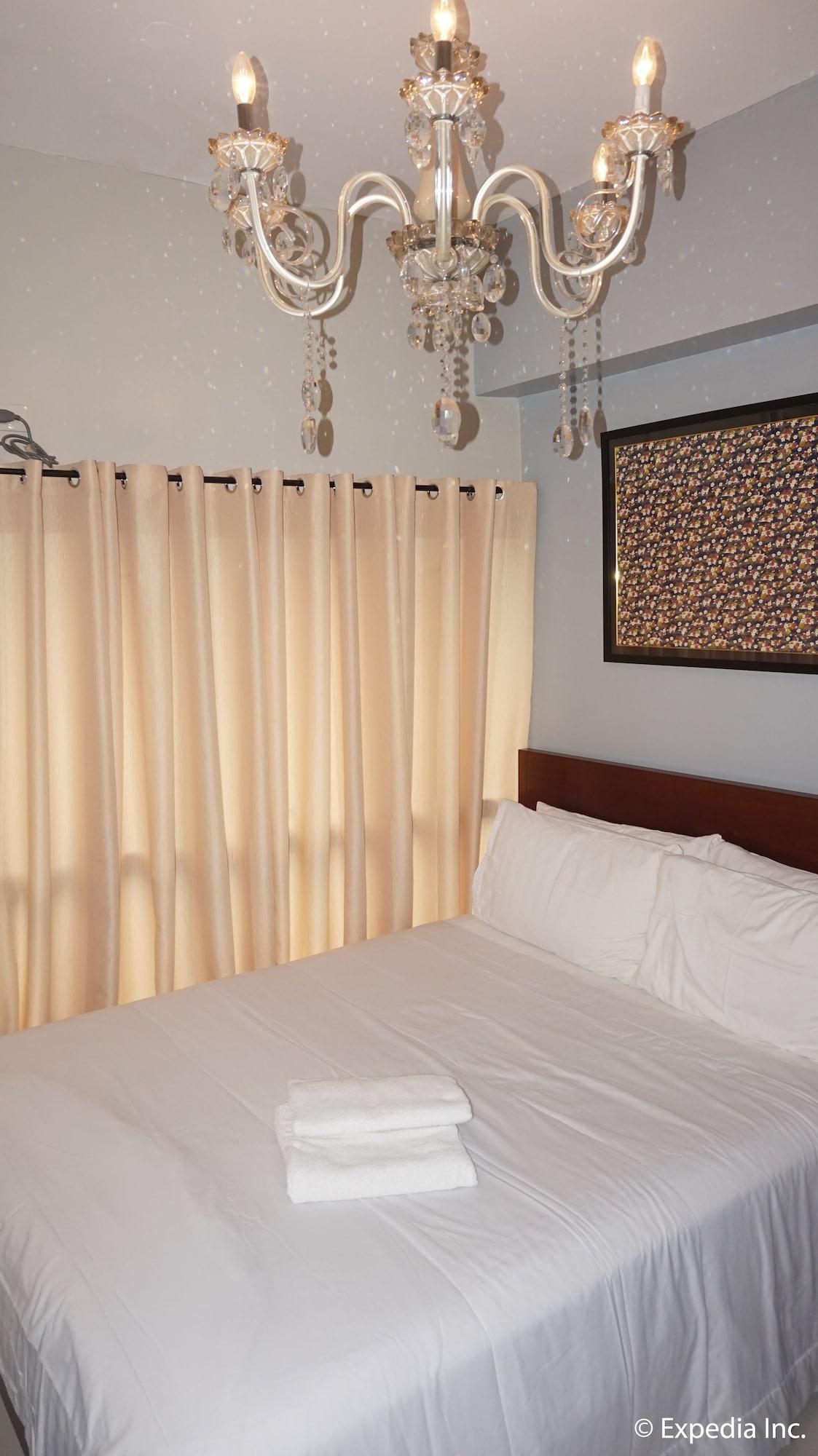 Pacific Park Hotel Кесон-Сити Экстерьер фото